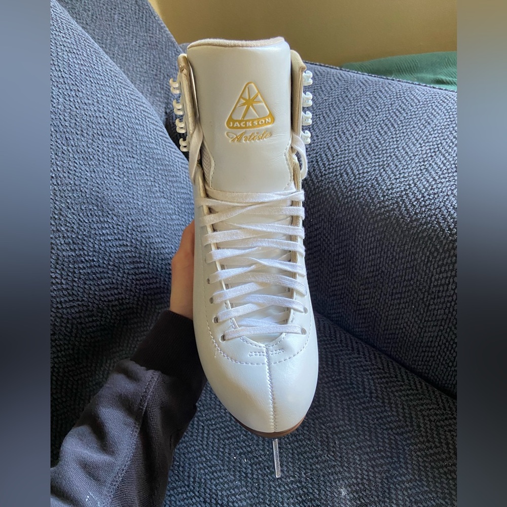 JACKSON ULTIMA Artiste white ice skates